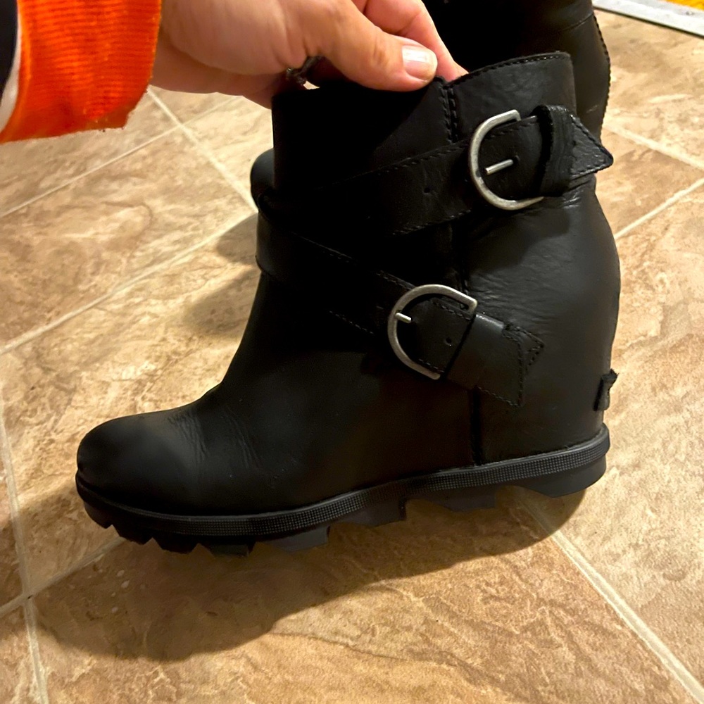 Joan Of Arctic Wedge Bootie-New without box